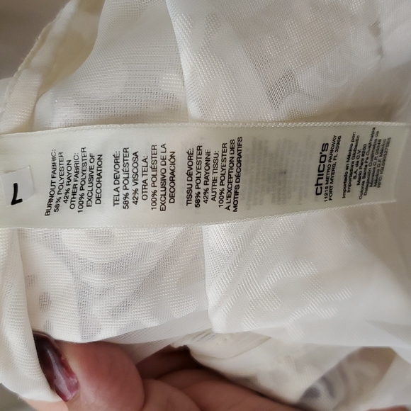 NWT Chico's Blouse71923 - Picture 9 of 11